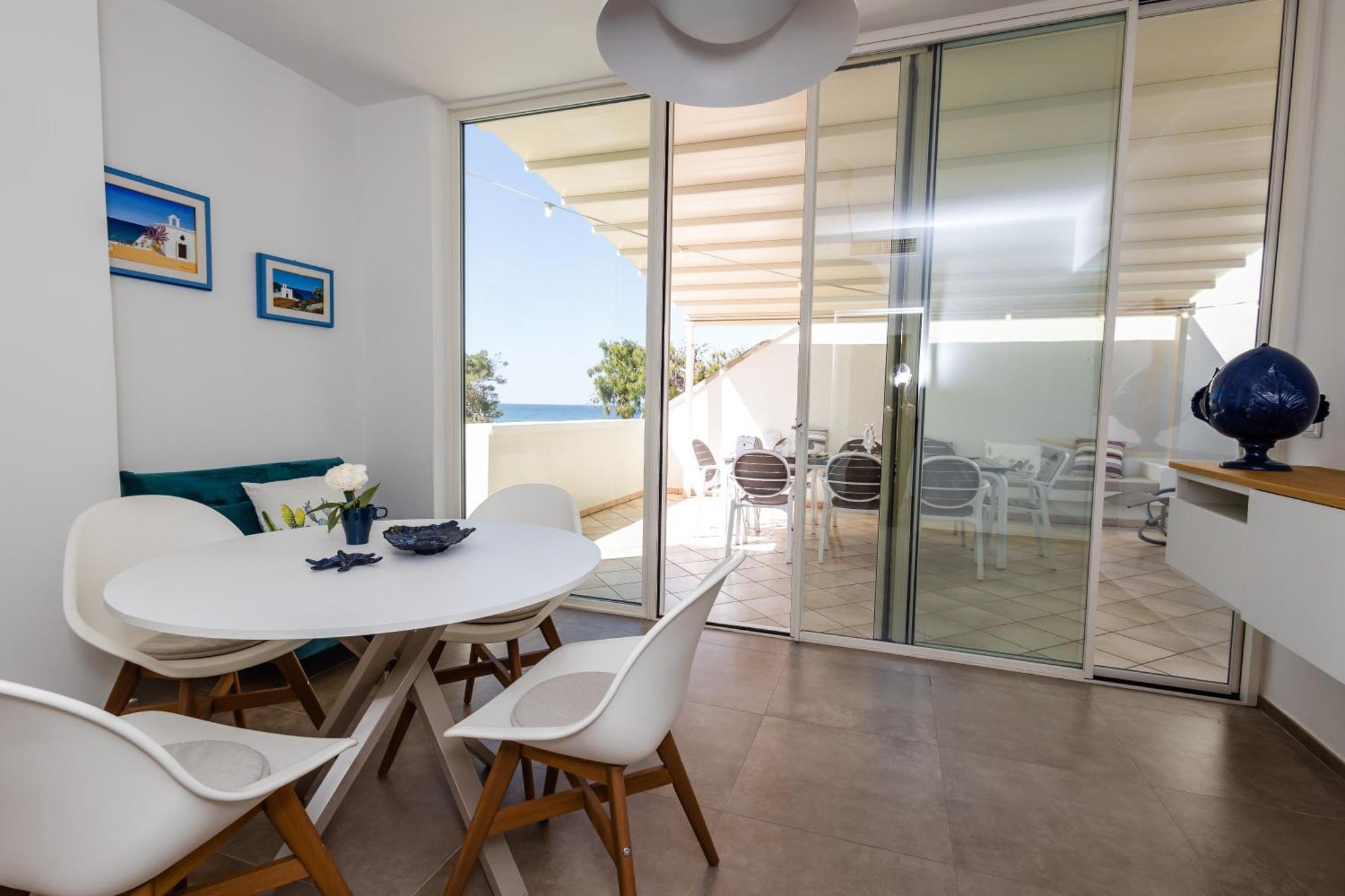 Attico Margherita - La Terrazza Sul Mare Gallipoli Exterior photo